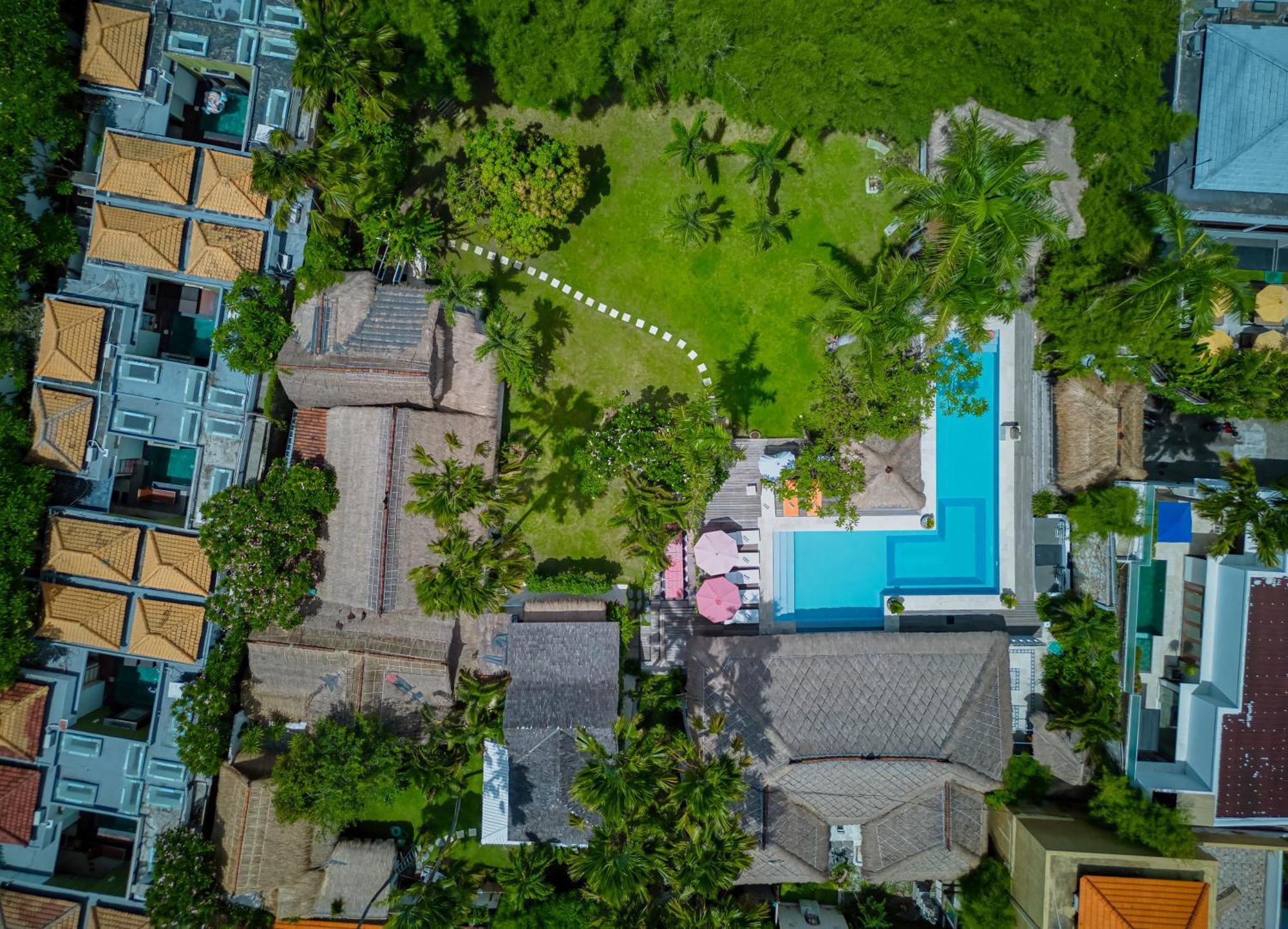 Villa Kalis, 10 Bedroom Family And Group Villa Seminyak Eksteriør bilde