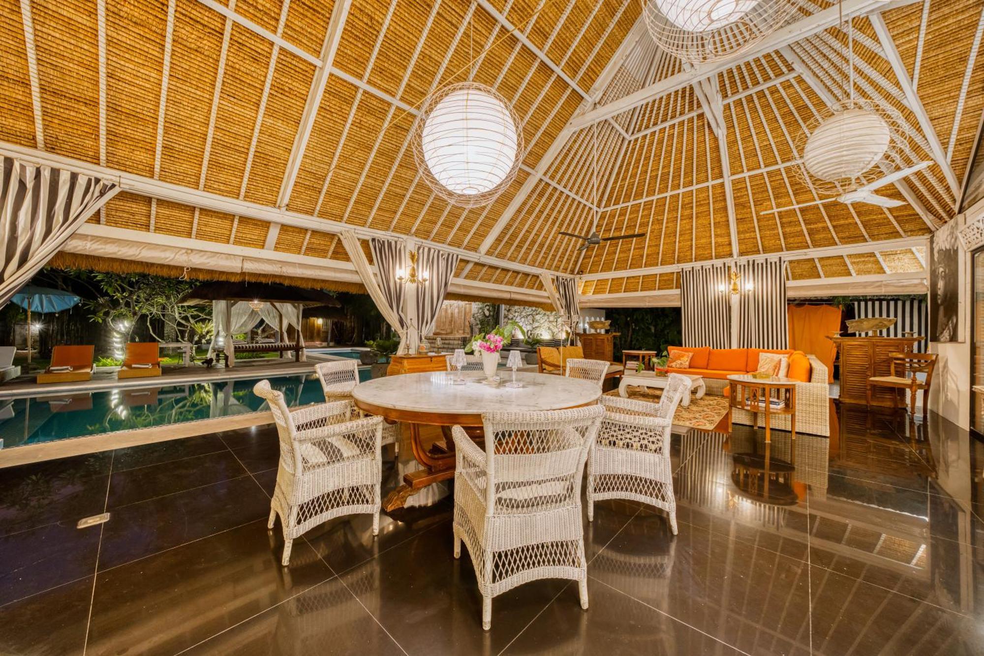 Villa Kalis, 10 Bedroom Family And Group Villa Seminyak Eksteriør bilde