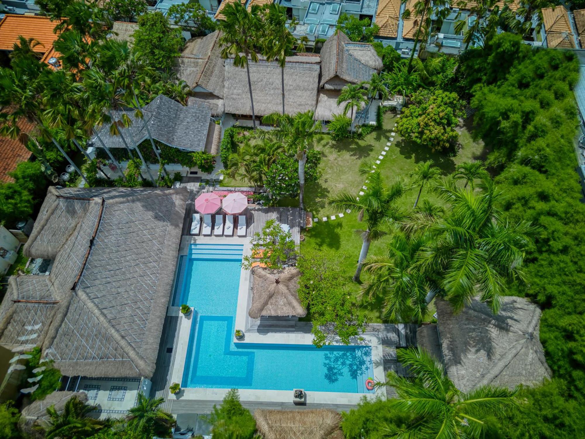 Villa Kalis, 10 Bedroom Family And Group Villa Seminyak Eksteriør bilde