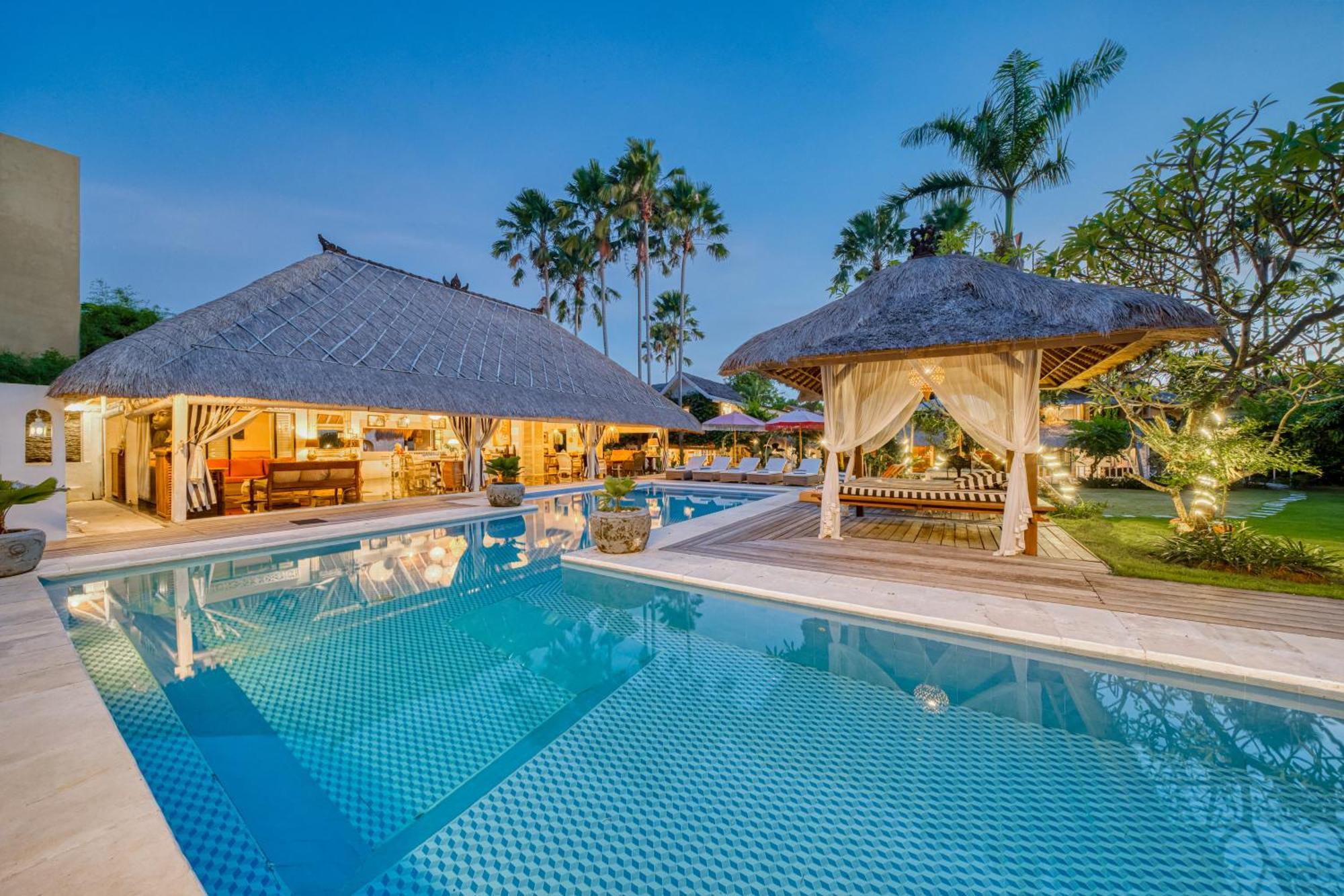 Villa Kalis, 10 Bedroom Family And Group Villa Seminyak Eksteriør bilde
