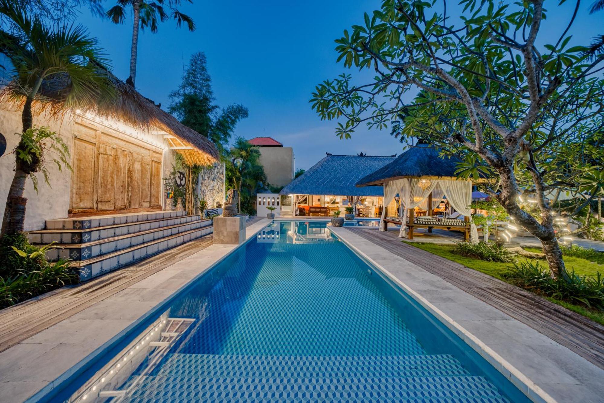 Villa Kalis, 10 Bedroom Family And Group Villa Seminyak Eksteriør bilde