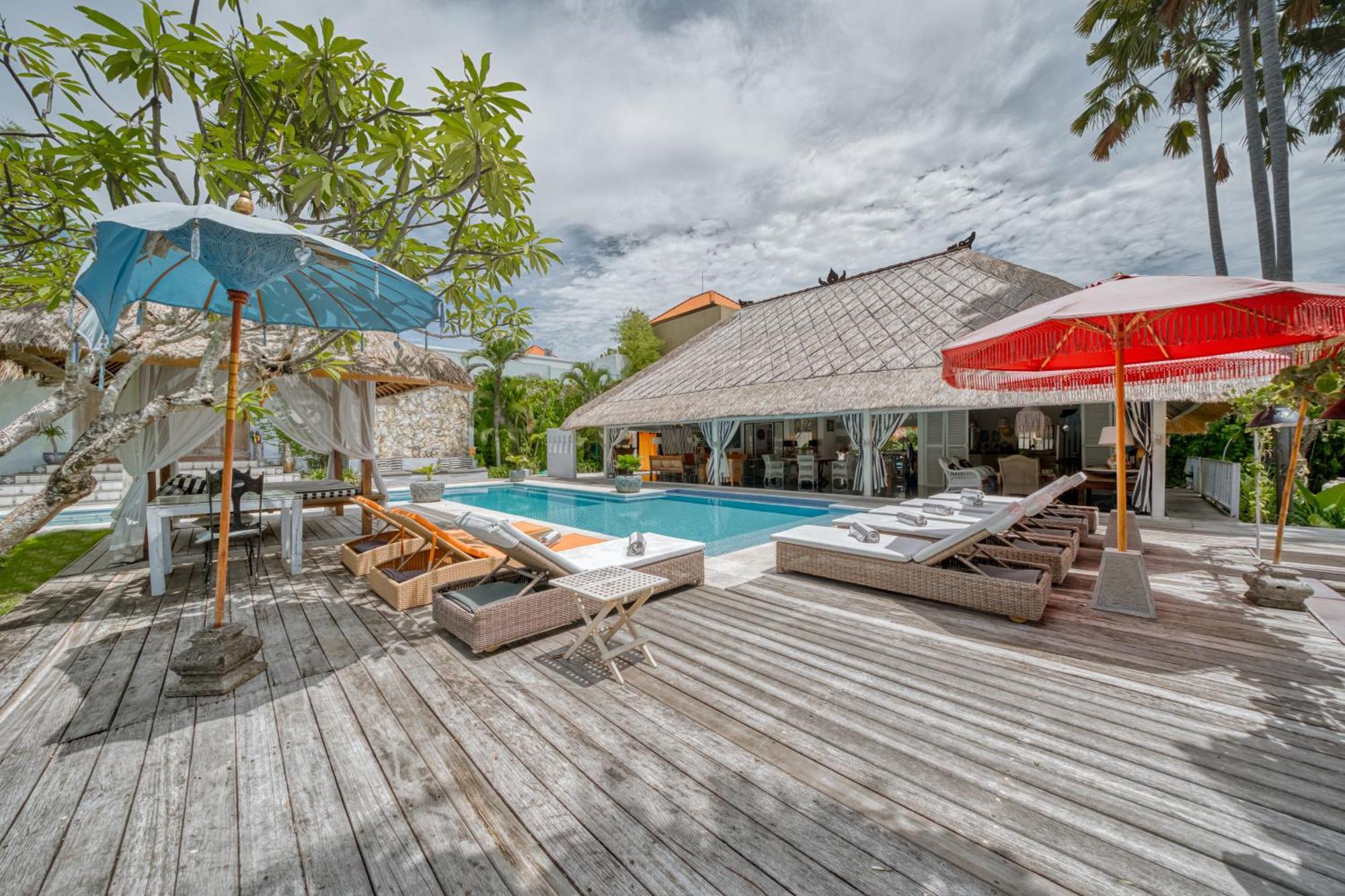 Villa Kalis, 10 Bedroom Family And Group Villa Seminyak Eksteriør bilde